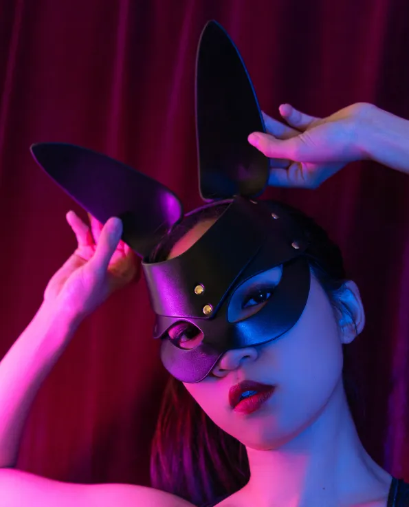 Arianna Bunny Leather Mask